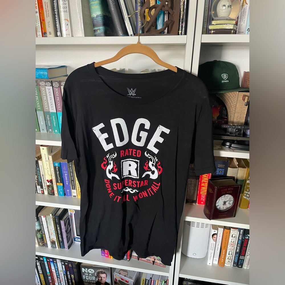 WWE Edge Adam Copeland Black Graphic Tee-Men’s size Medium